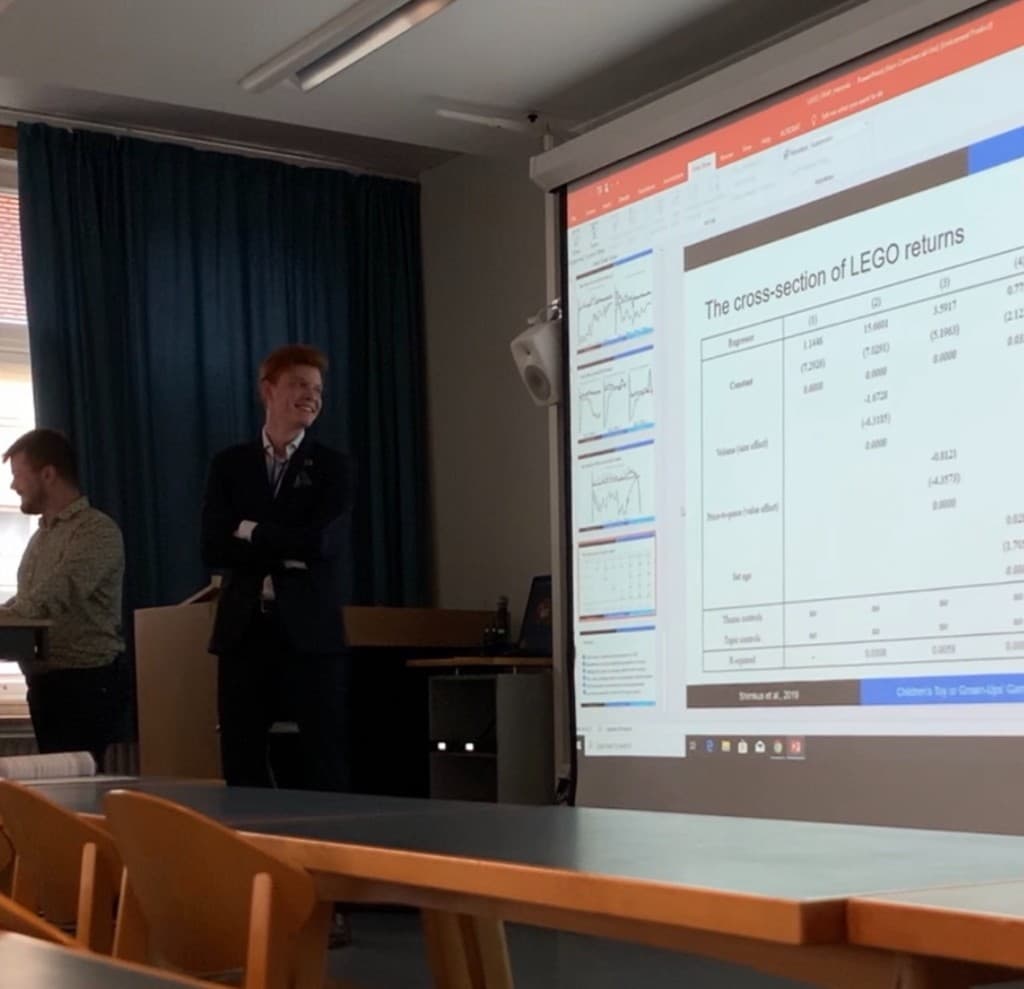 Presenting LEGO investment research at FRAP 2019, Helsinki